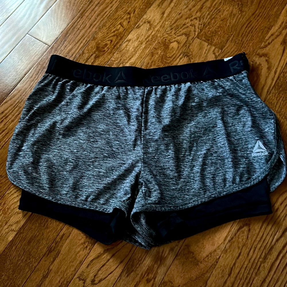 Women Small Reebok shorts